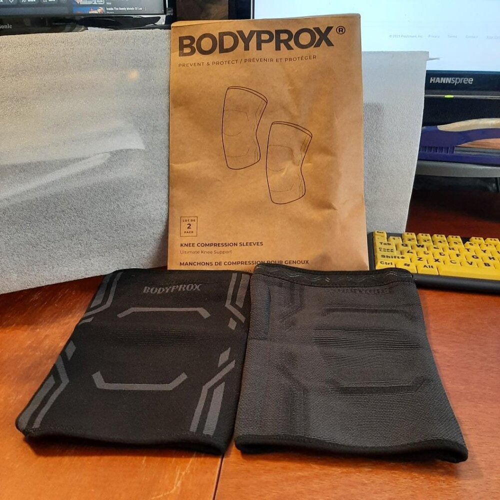 NEW Bag ! Bodyprox Knee Compression Sleeves Ultimate Support 1Pair Black Size L